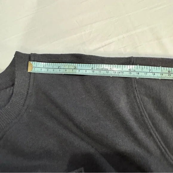 Hot Topic Pink Graphic Black Crewneck Unisex Retro Sweatshirt ‘Just A Vibe’ XL - Picture 11 of 11